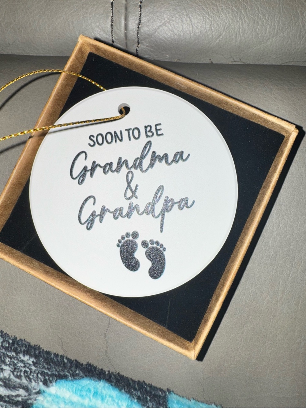 Soon To Be Grandma & Grandpa Round Ceramic Ornament - White
